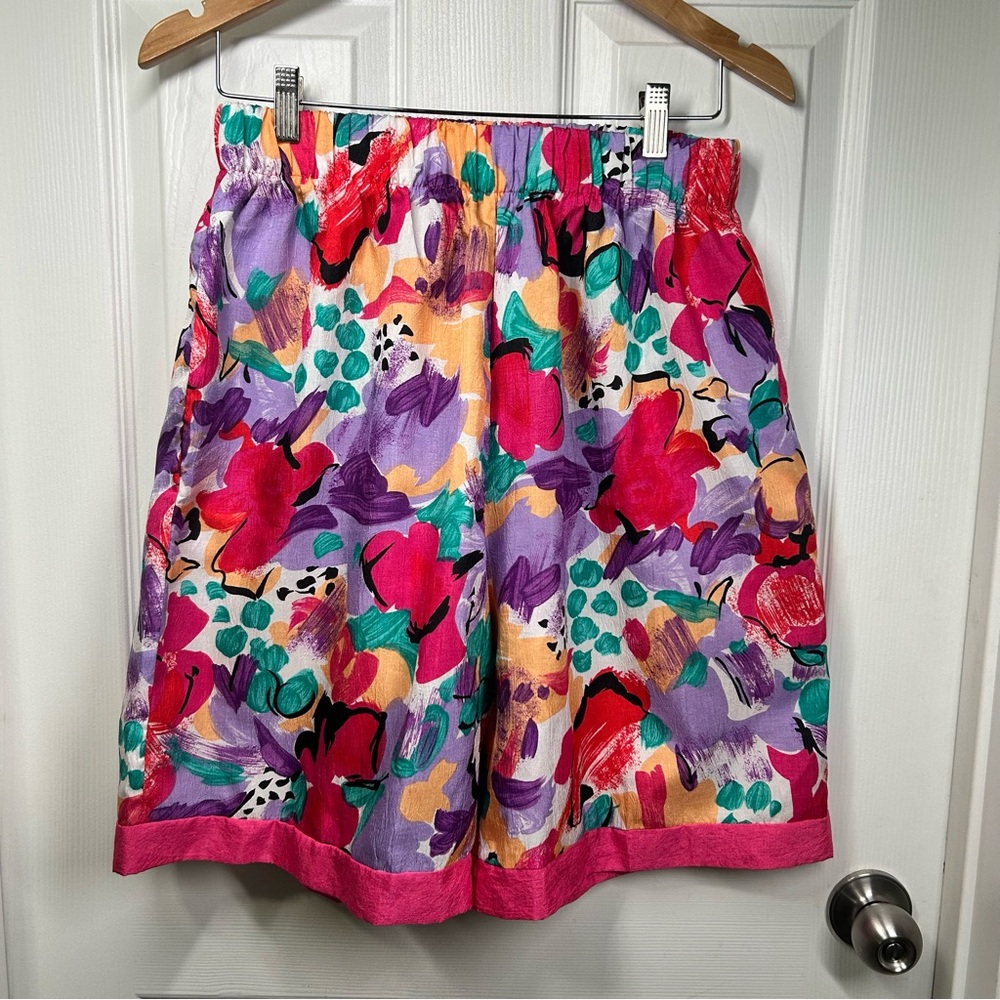 Vintage Pink and Purple Floral Bermuda Shorts with Elastic Waistband